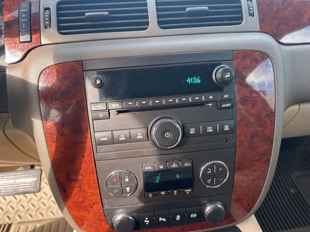 Used 2014 Chevrolet Silverado 2500 LTZ w/ LTZ Plus Package image 74