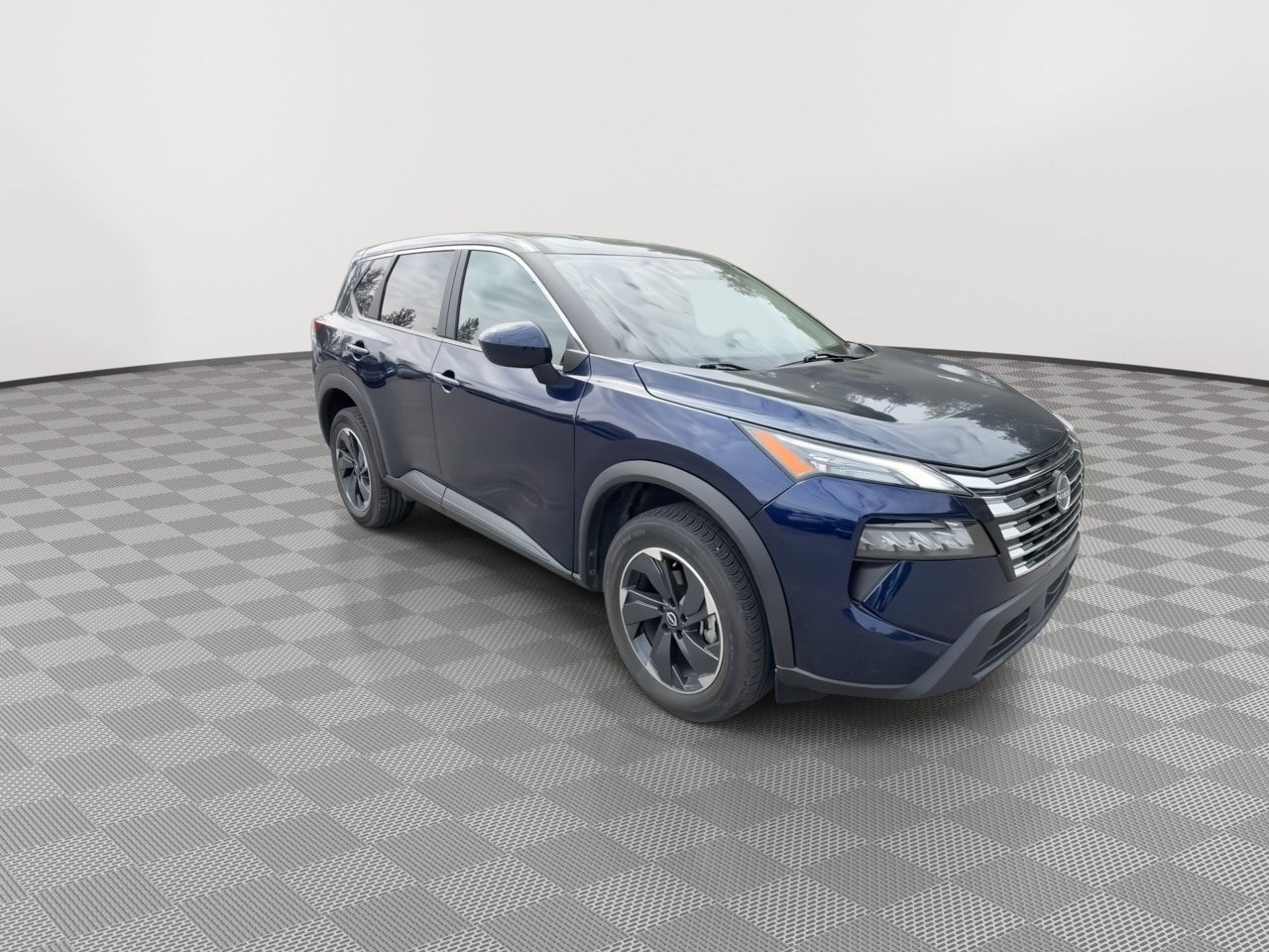 Used 2024 Nissan Rogue SV AWD/4WD image 2
