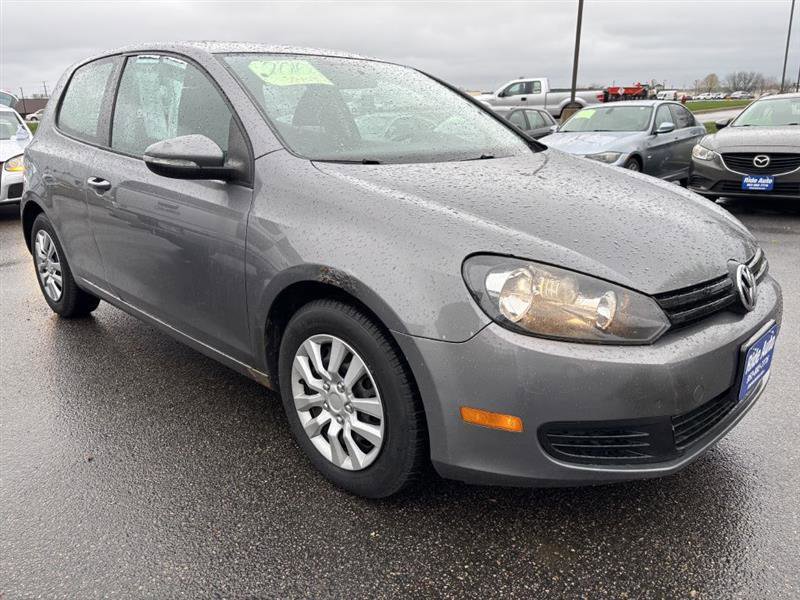Used 2010 Volkswagen Golf 2-Door image 3