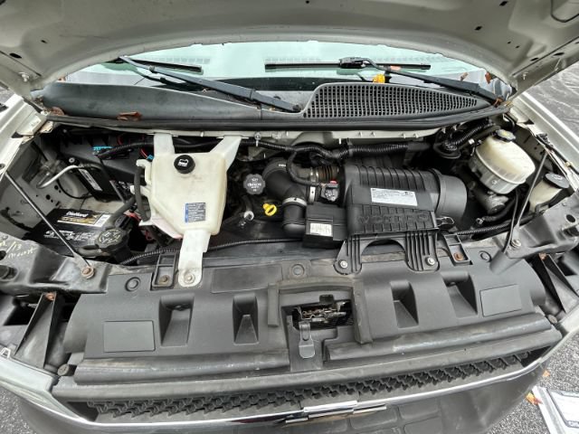 Used 2018 Chevrolet Express 2500 w/ Communications Package RWD image 36