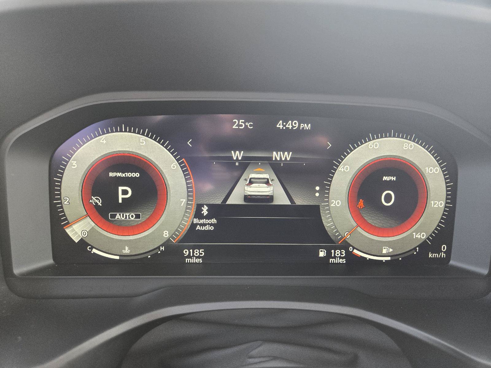 Used 2025 Nissan Rogue SL AWD/4WD image 17