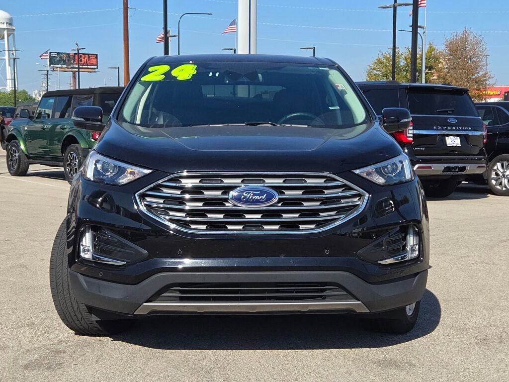 Certified 2024 Ford Edge Titanium image 4