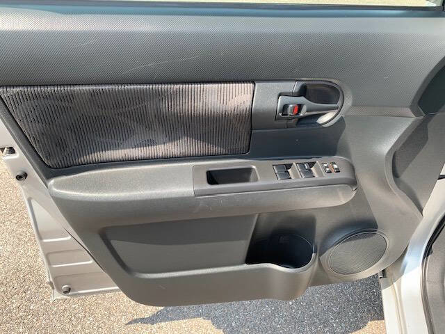 Used 2014 Scion xB Release Series 10.0 image 24