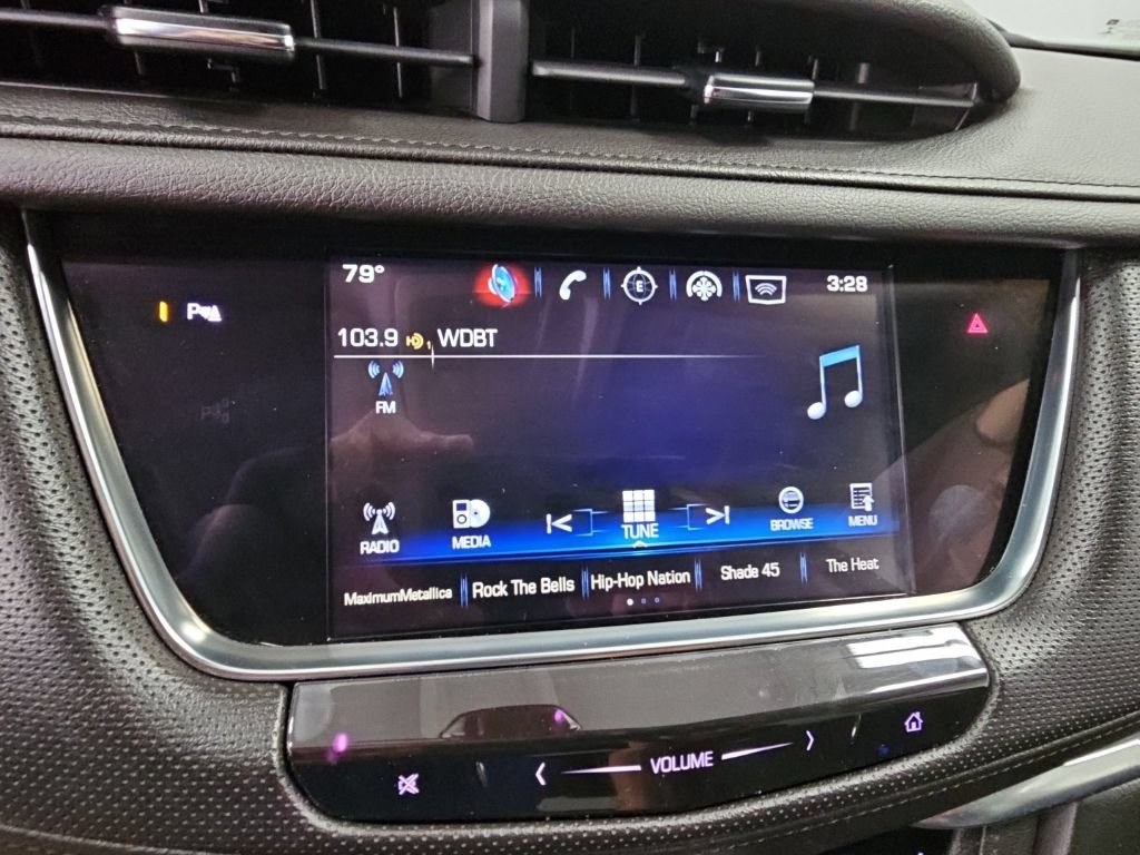 Used 2018 Cadillac XT5 Premium Luxury AWD/4WD image 15