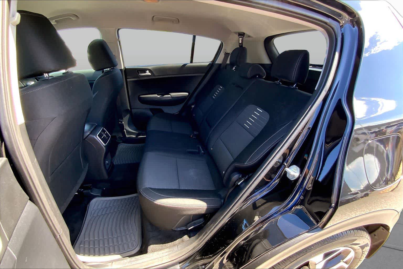 Used 2021 Kia Sportage LX w/ LX Fwd Popular Package image 19