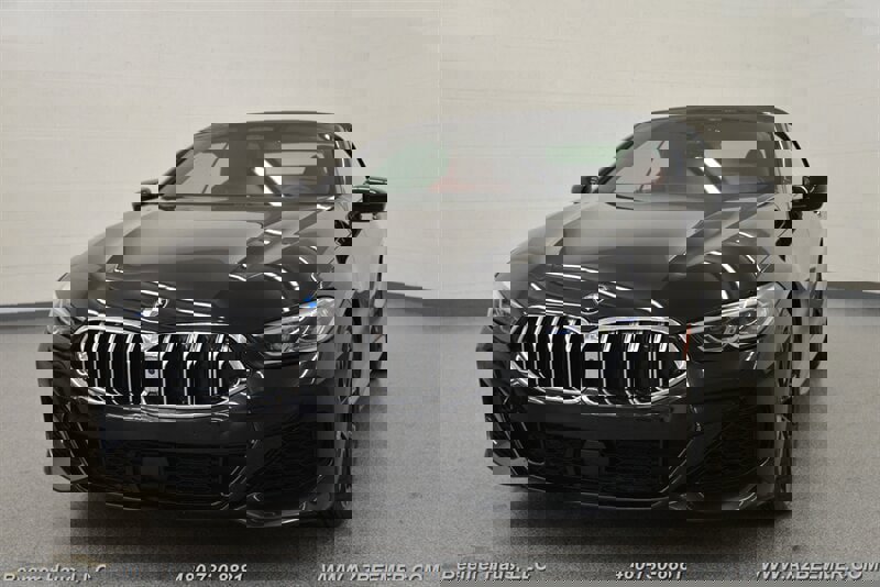 Used 2022 BMW 840i Convertible image 1