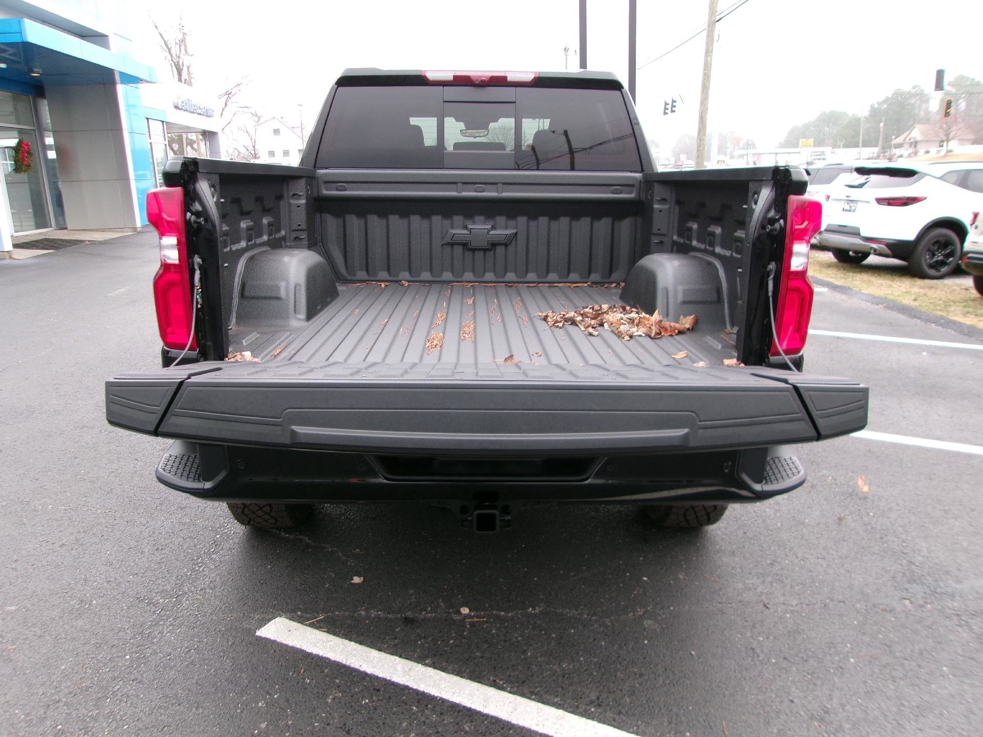 New 2026 Chevrolet Silverado 1500 ZR2 image 5
