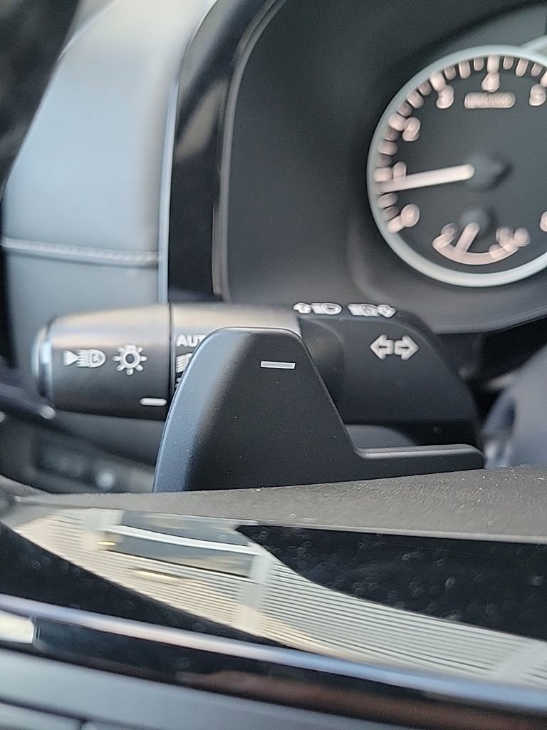 Used 2022 Nissan Pathfinder SV image 27