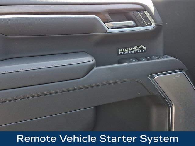 Used 2025 Chevrolet Silverado 1500 High Country w/ Technology Package AWD/4WD image 23