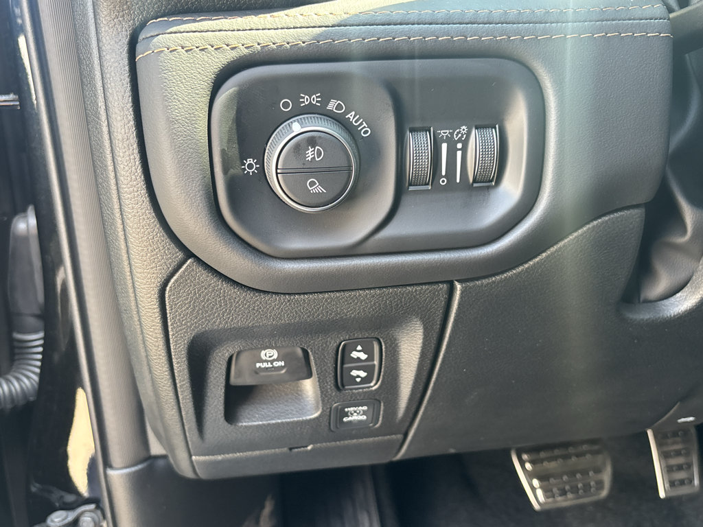 New 2027 RAM 1500 Tungsten w/ Trailer Tow Group AWD/4WD image 22