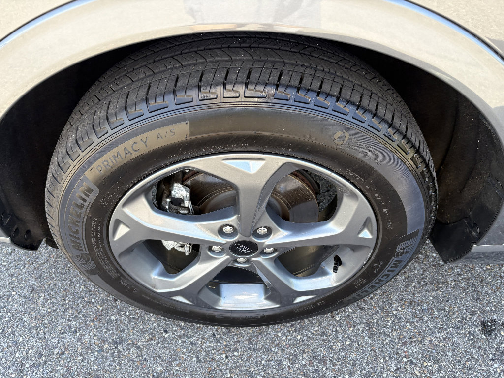 Used 2024 Ford Escape ST-Line w/ Tech Pack #1 image 9
