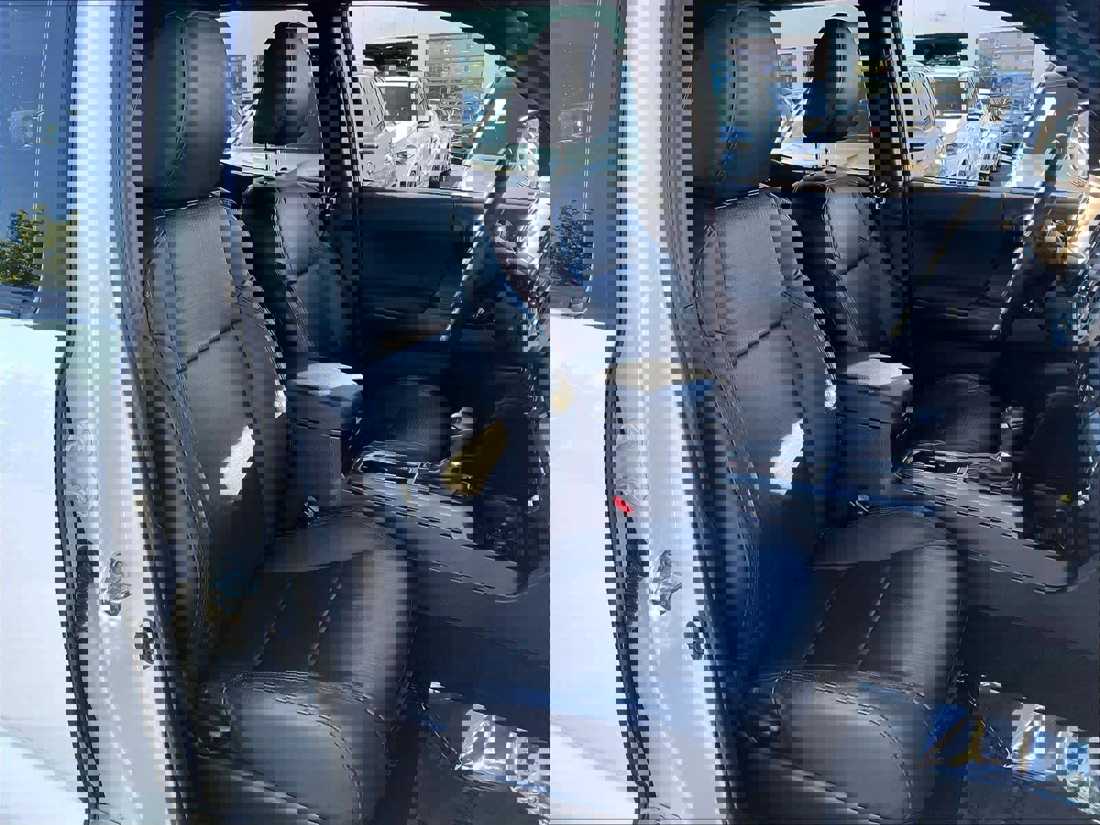 Used 2022 Toyota Tacoma TRD Off-Road w/ TRD Premium Off Road Package image 9