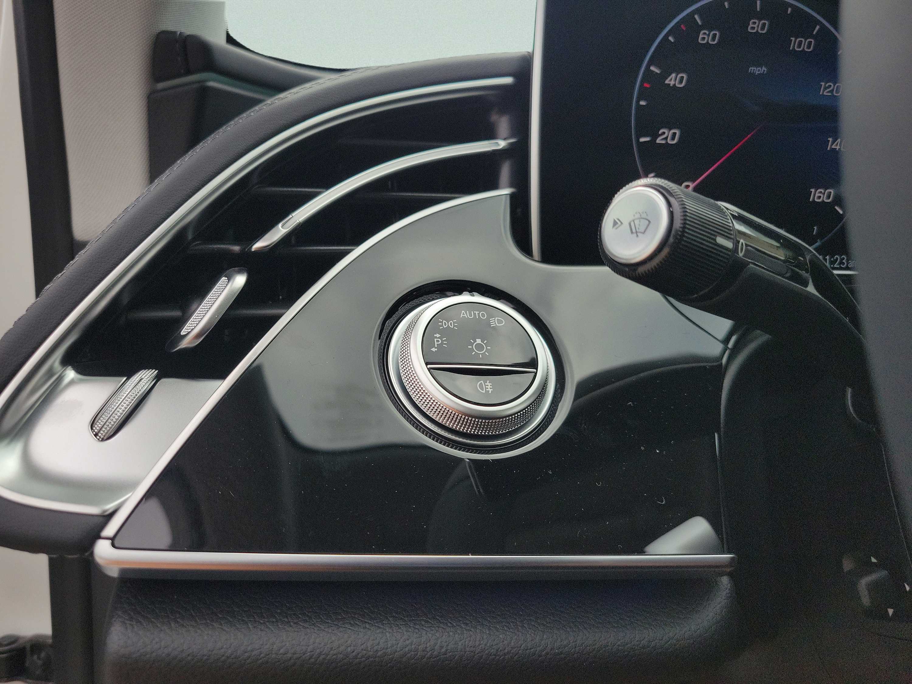 New 2027 Mercedes-Benz E 450 4MATIC Sedan image 19