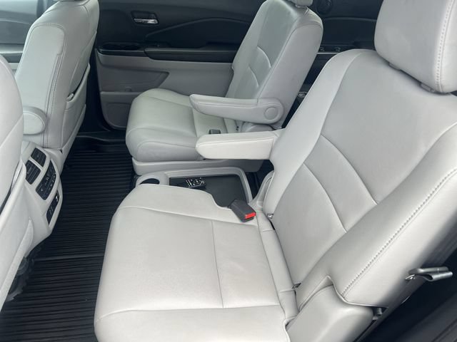 Used 2020 Honda Pilot Touring image 41