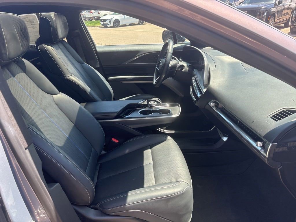 Certified 2024 Cadillac Lyriq Sport AWD/4WD image 25