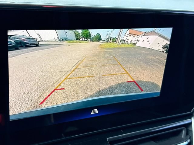 Used 2024 Chevrolet TrailBlazer LT w/ LT Cold Weather Package FWD image 17