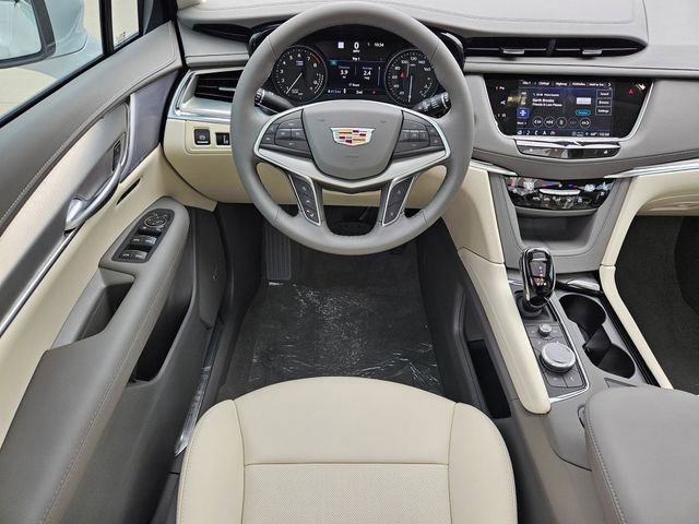 New 2025 Cadillac XT5 Premium Luxury w/ Technology Package image 14