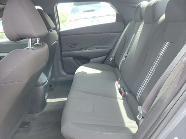 Used 2026 Hyundai Elantra Sport FWD image 7