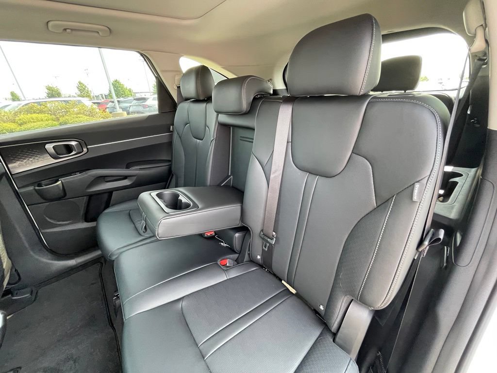 New 2026 Kia Sorento S w/ S Panoramic Sunroof Package FWD image 27