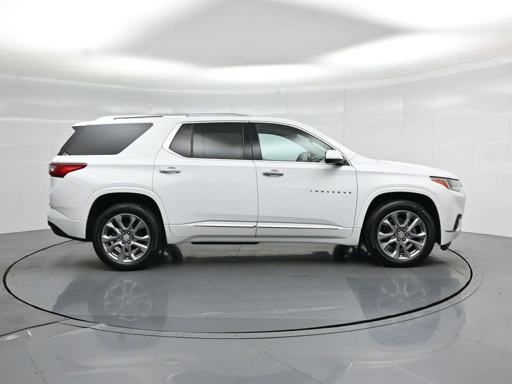 Used 2018 Chevrolet Traverse Premier w/ Driver Confidence II Package FWD image 25