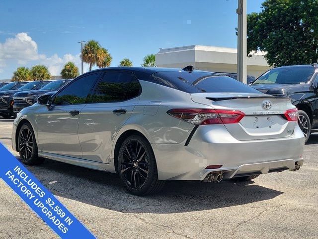 Used 2023 Toyota Camry XSE FWD image 5