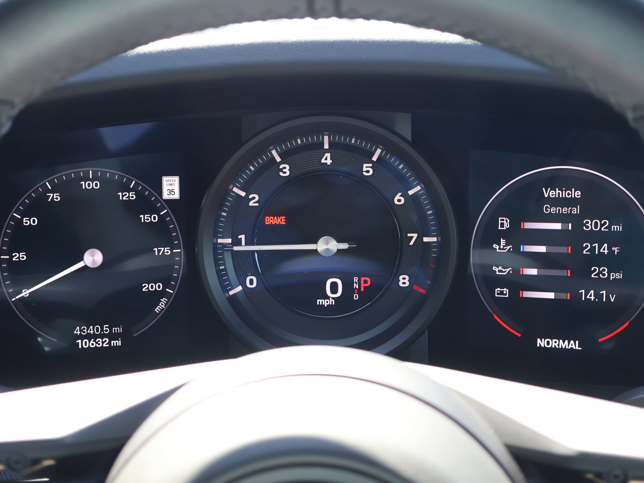 Certified 2023 Porsche 911 Carrera 4S AWD/4WD image 17