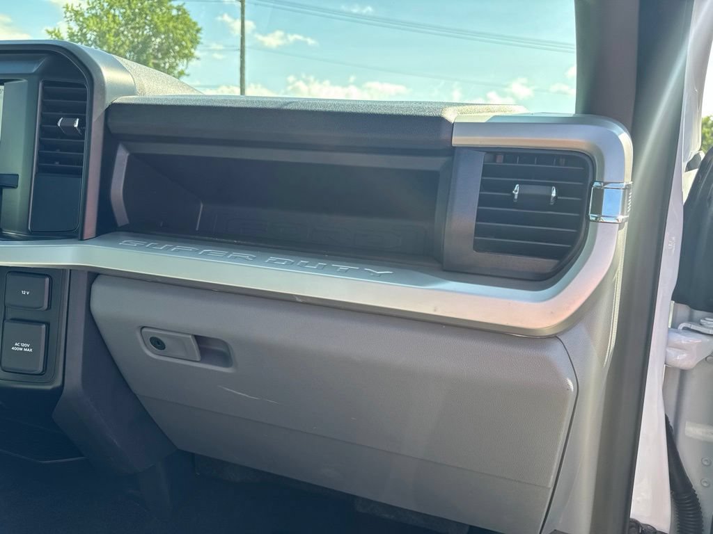 Used 2025 Ford F250 XL w/ STX Appearance Package AWD/4WD image 32