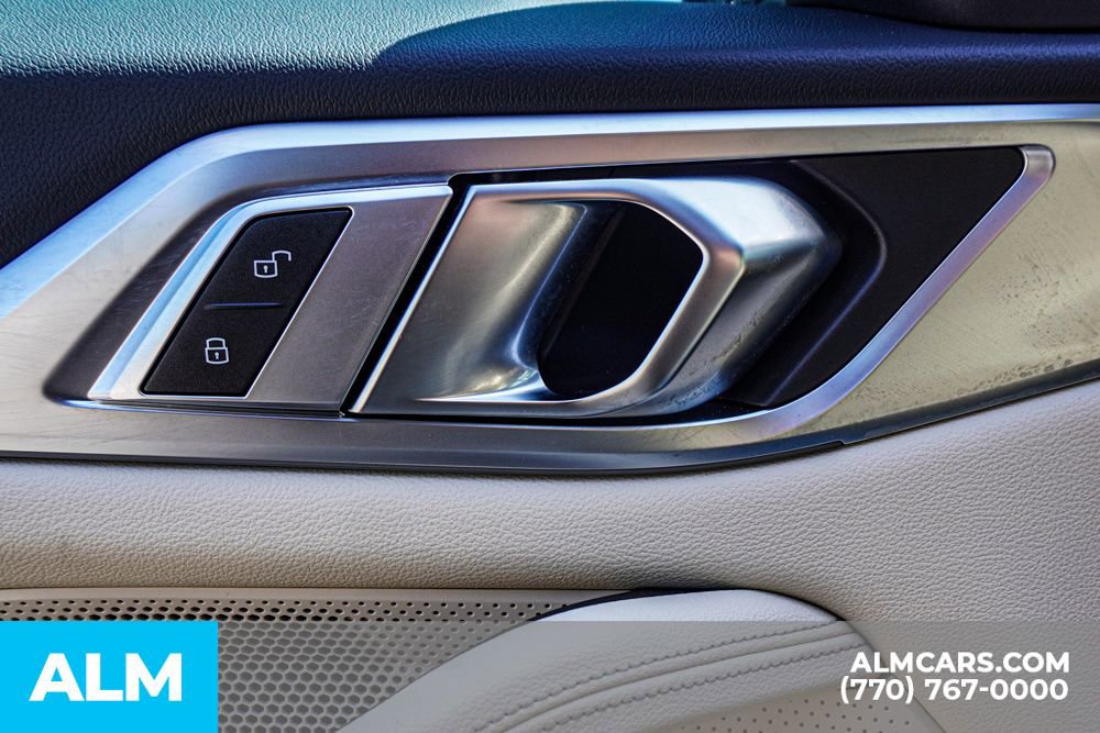 Used 2022 BMW i4 eDrive40 image 52