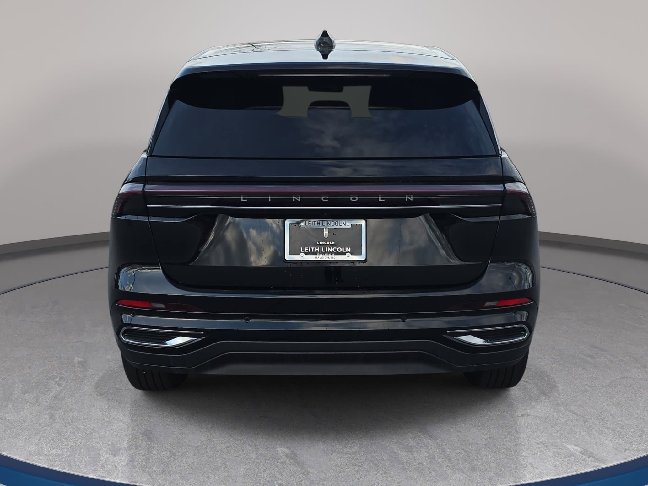 New 2026 Lincoln Nautilus Premier w/ Equipment Group 102A AWD/4WD image 6