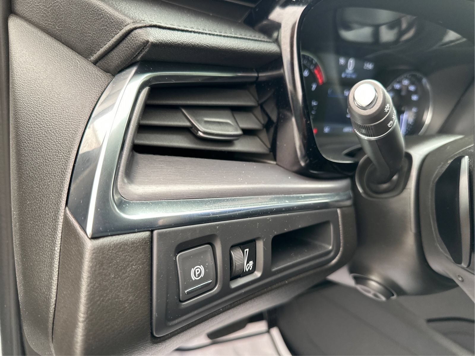 Used 2020 Cadillac XT5 Luxury FWD image 19
