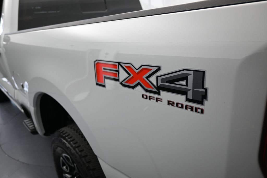 Used 2026 Ford F350 Platinum w/ FX4 Off-Road Package AWD/4WD image 51