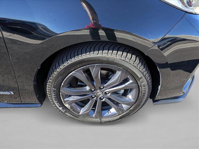 Used 2021 Toyota Sienna XSE image 27