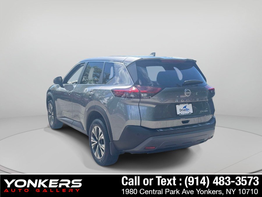Used 2023 Nissan Rogue SV AWD/4WD image 3