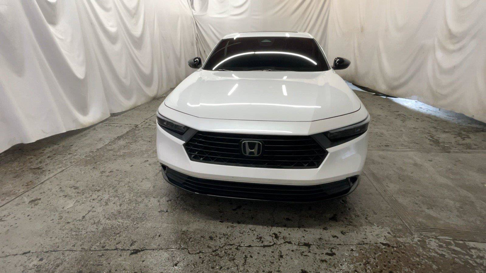 Used 2023 Honda Accord Sport image 16