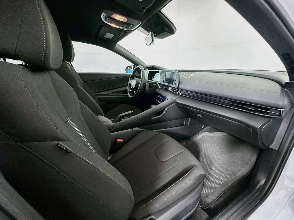 Certified 2026 Hyundai Elantra Sport FWD image 26