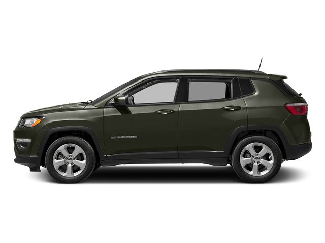 Used 2017 Jeep Compass Latitude w/ Popular Equipment Group FWD image 3