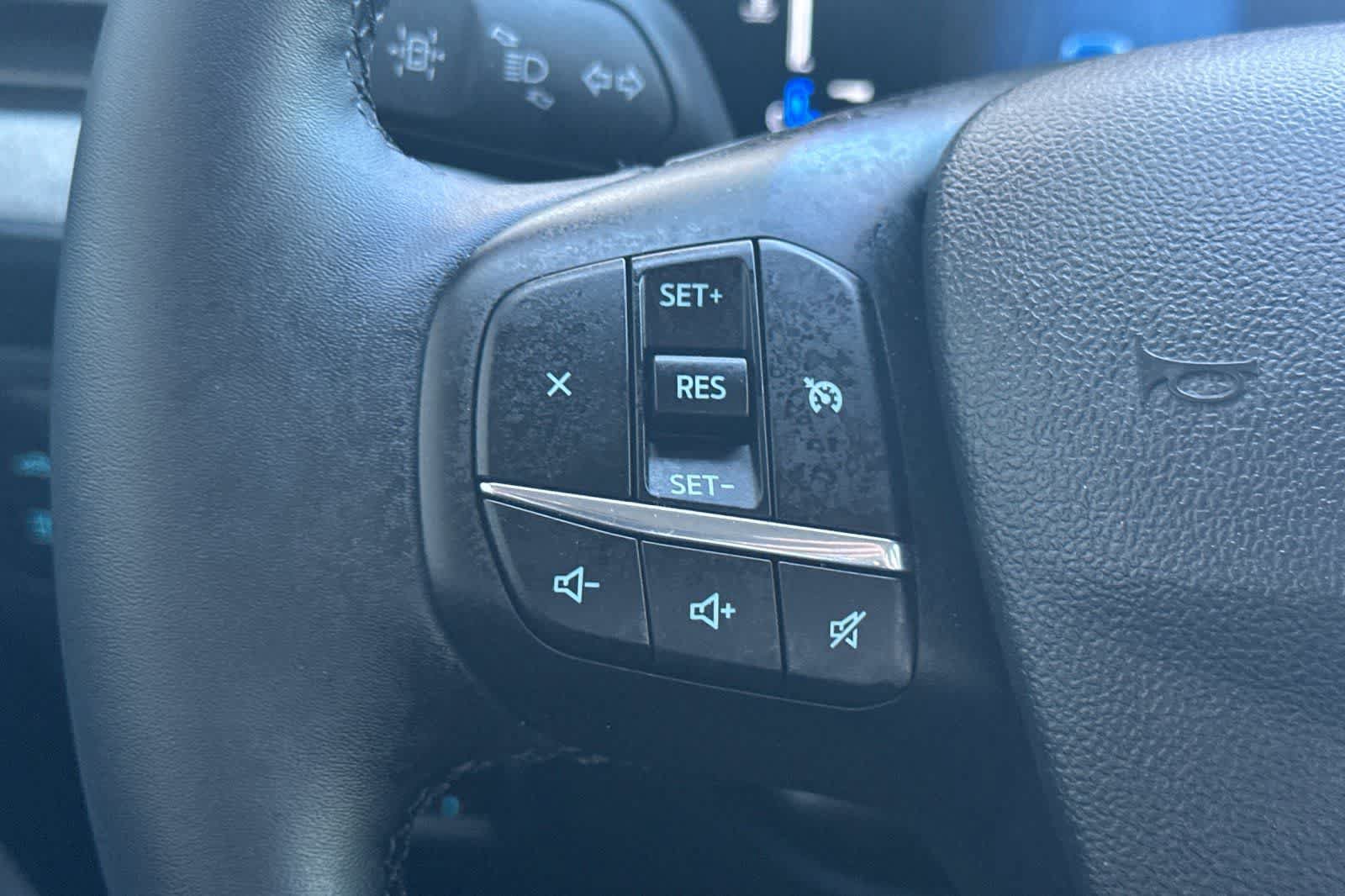 Used 2025 Ford Maverick XLT w/ Equipment Group 301A AWD/4WD image 24