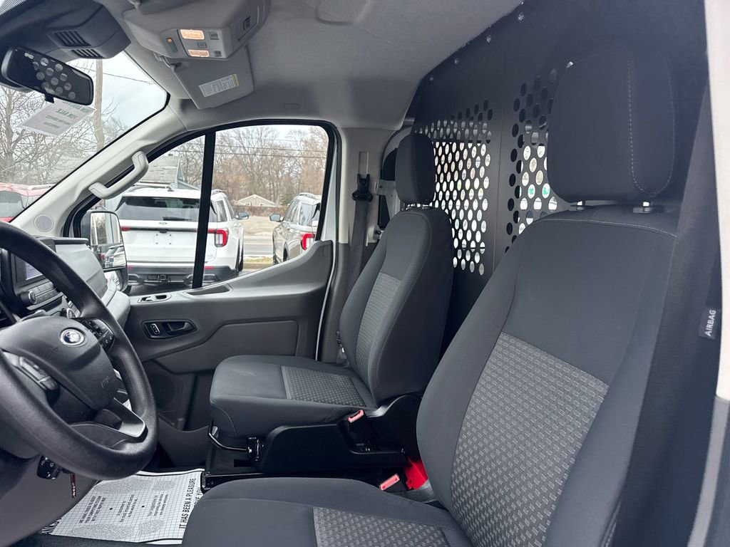 Used 2024 Ford Transit 250 Low Roof w/ Exterior Upgrade Package image 28