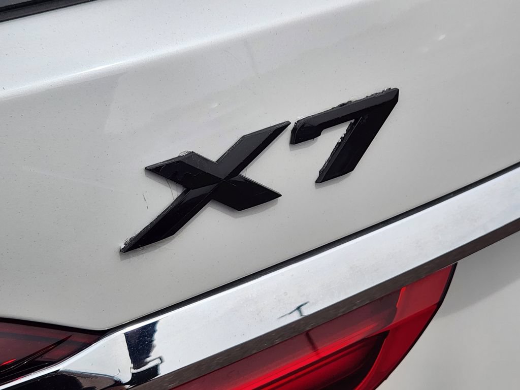 Used 2020 BMW X7 xDrive40i w/ Premium Package AWD/4WD image 31