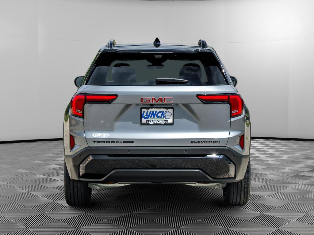 New 2027 GMC Terrain Elevation w/ Elevation Premium Package AWD/4WD image 3