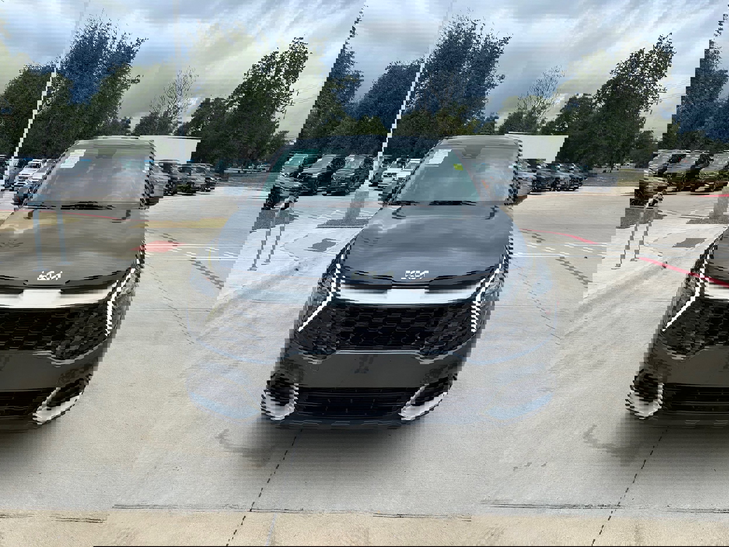 Used 2023 Kia Sportage LX image 8