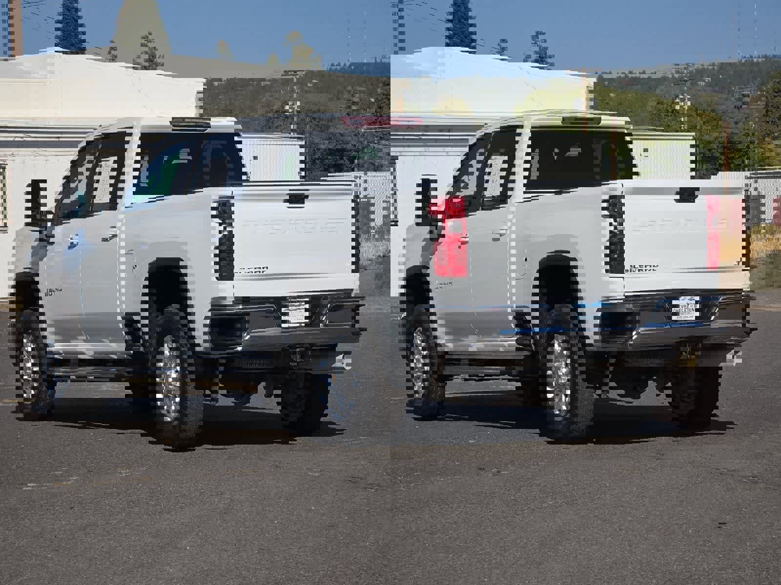 Used 2024 Chevrolet Silverado 2500 LT image 6