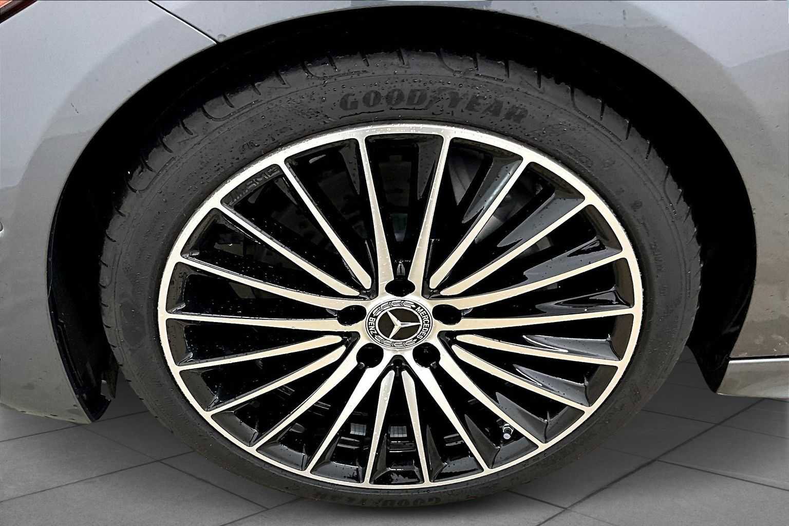 New 2025 Mercedes-Benz C 300 4MATIC Sedan image 11