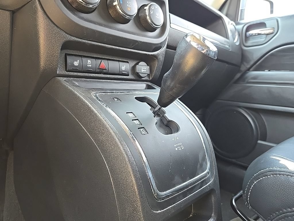 Used 2017 Jeep Patriot High Altitude AWD/4WD image 26