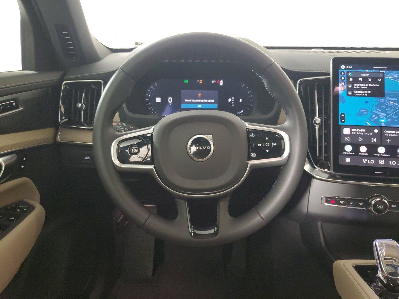 Certified 2026 Volvo XC90 B6 Plus w/ Protection Package Premier AWD/4WD image 16