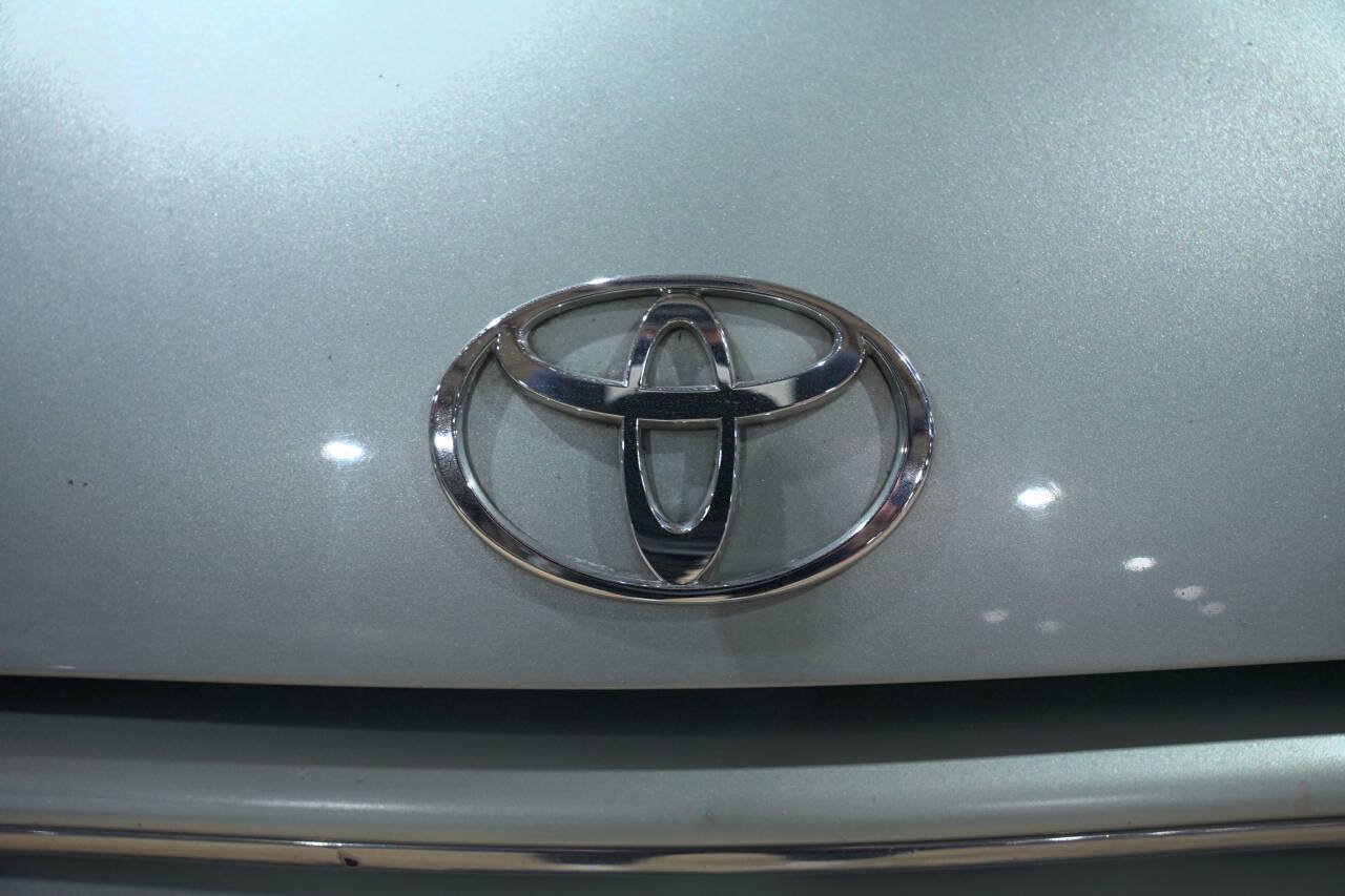 Used 1992 Toyota Previa LE RWD image 21