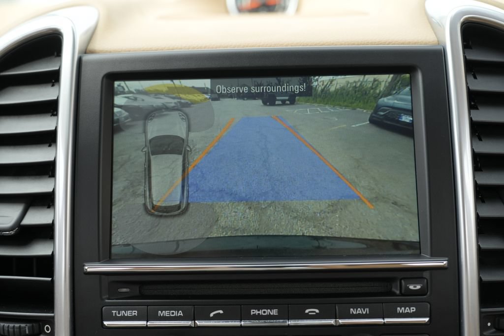 Used 2016 Porsche Cayenne AWD/4WD image 59