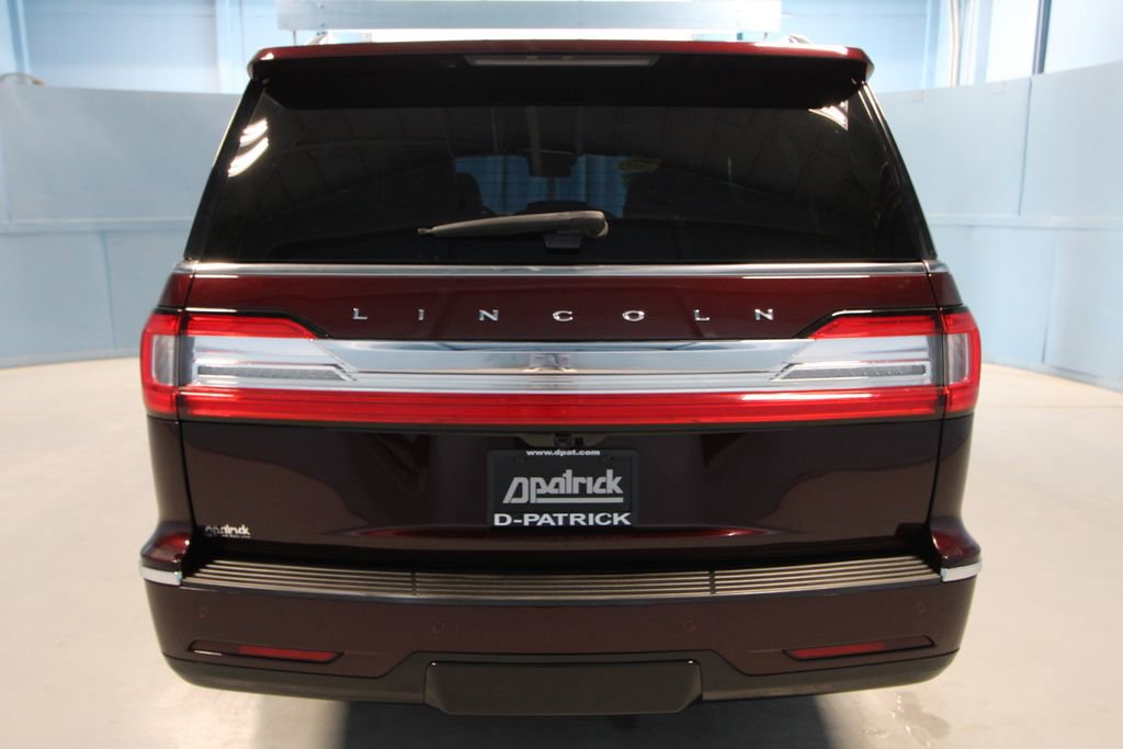 Used 2018 Lincoln Navigator L Reserve image 38