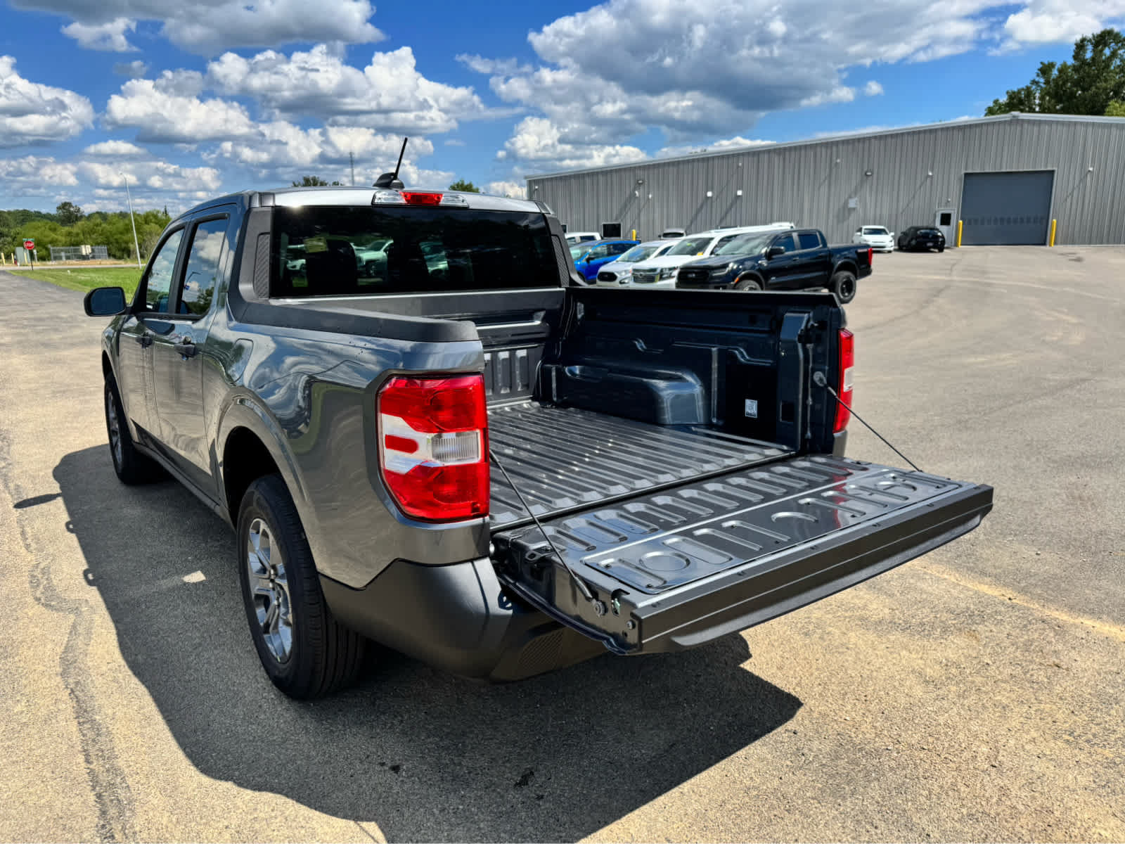 New 2026 Ford Maverick XLT FWD image 4