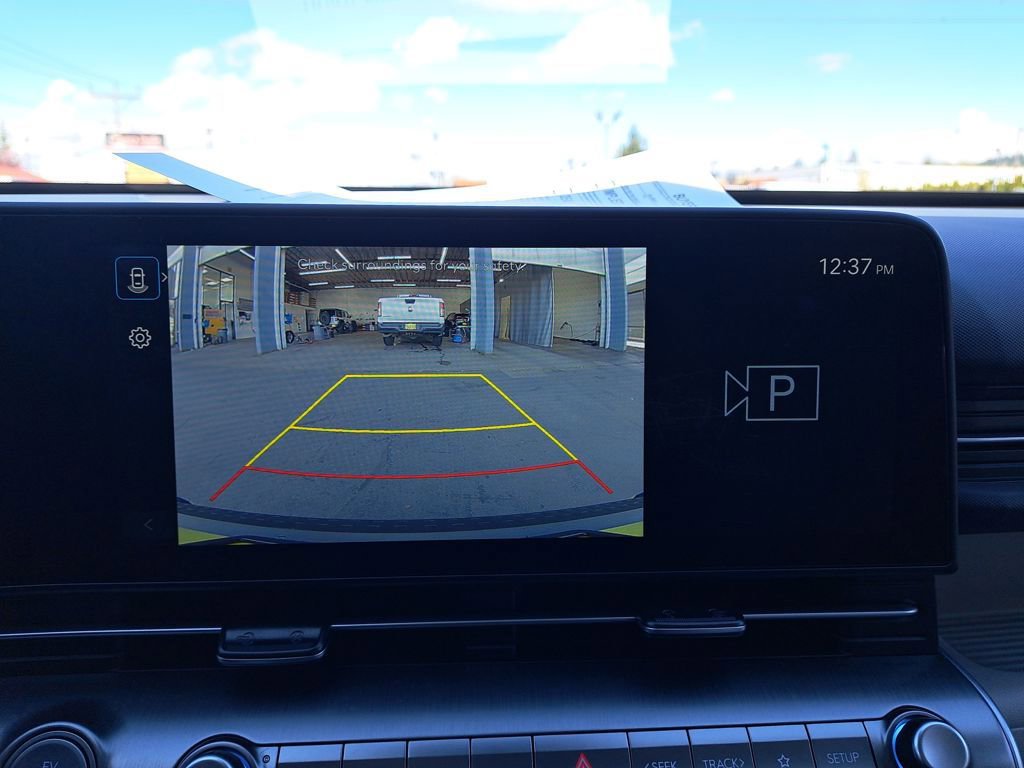 Used 2025 Hyundai Kona SEL image 25